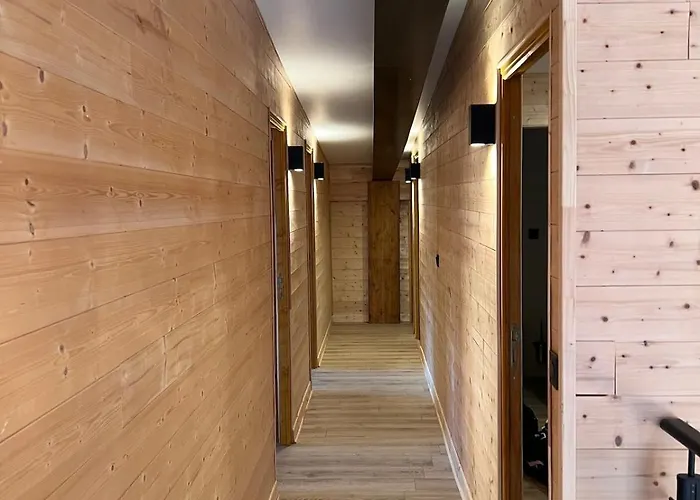 Loft-chalet 12 Pers - Billiards - 10 Min Slopes La Cabanasse